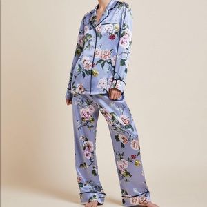 Olivia von Halle Lila Agatha pajama set silk size